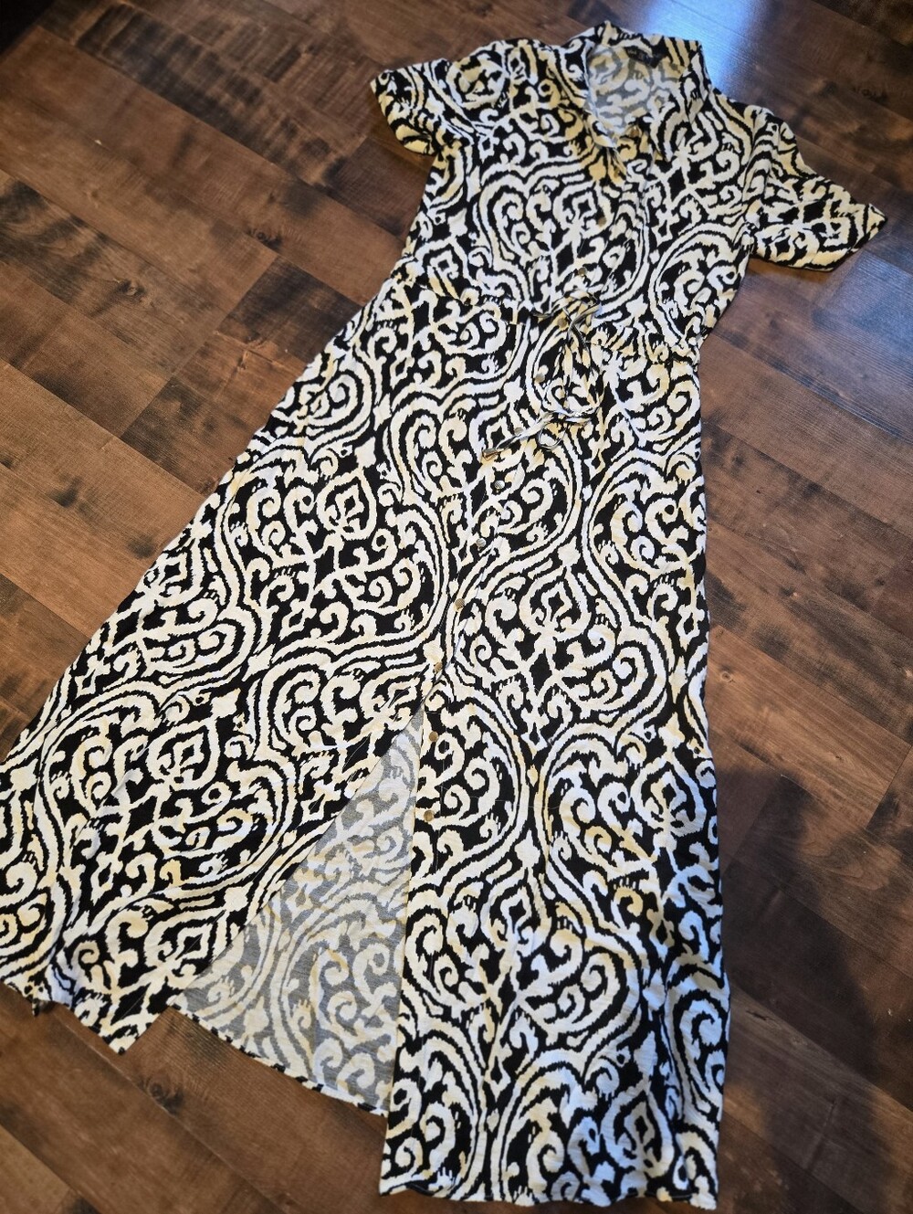 Splash Black White Abstract Damask Pattern Button Front Maxi Shirtdress [Size 4]